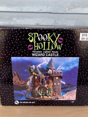 2001 SPOOKY HOLLOW WZARD CASTLE LIGHTED HALLOWEEN HOUSE - PORCELAIN -HTF EUC